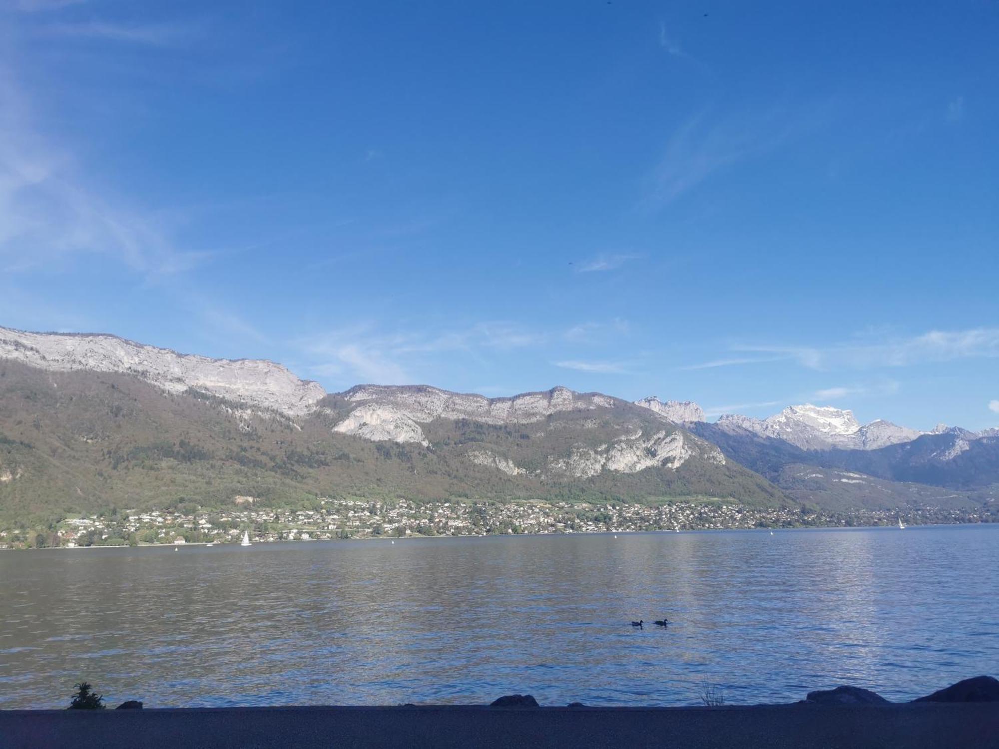 Appartement A 1 Minute Du Annecy